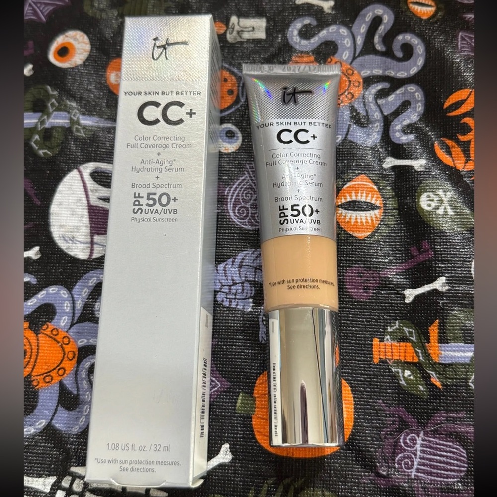 IT Cosmetics CC+ Cream - Light